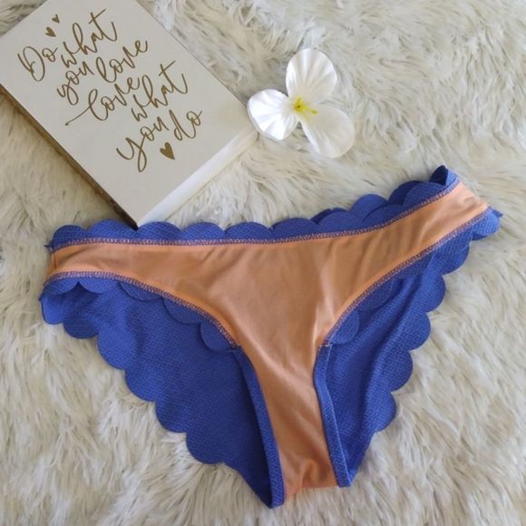 Jessica Simpson Small bottom swim suit - Picture 3 of 6